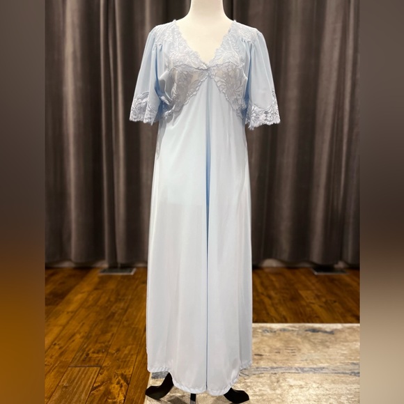 Vintage Confezione Anna blue silky nightgown muumuu nightie with lace - Picture 1 of 8